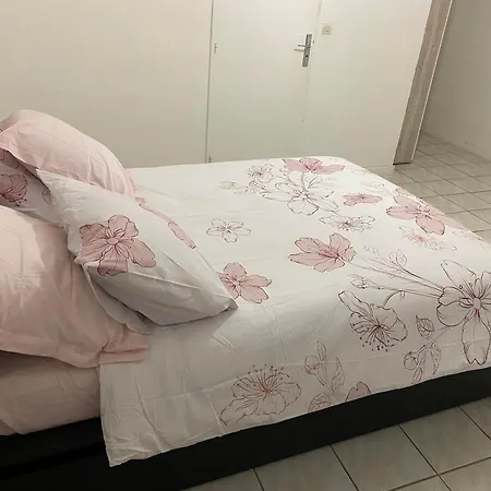 Claude Et Carole Apartament *